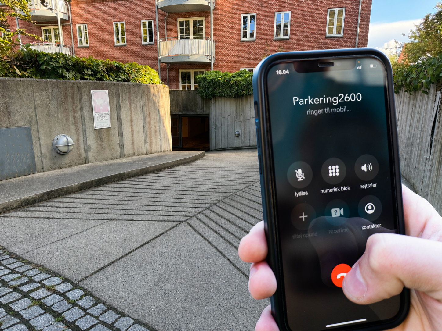 Privat parkering i Glostrup kun med adgang for lejere